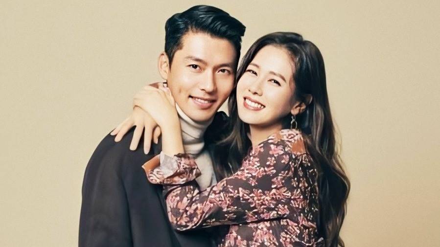 Son Ye Jin và Hyun Bin "dắt tay nhau" làm đại sứ cho Crocodile - TrueID