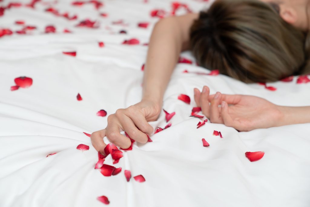 10 Things You Need to Know Before Going Down on a Woman TrueID