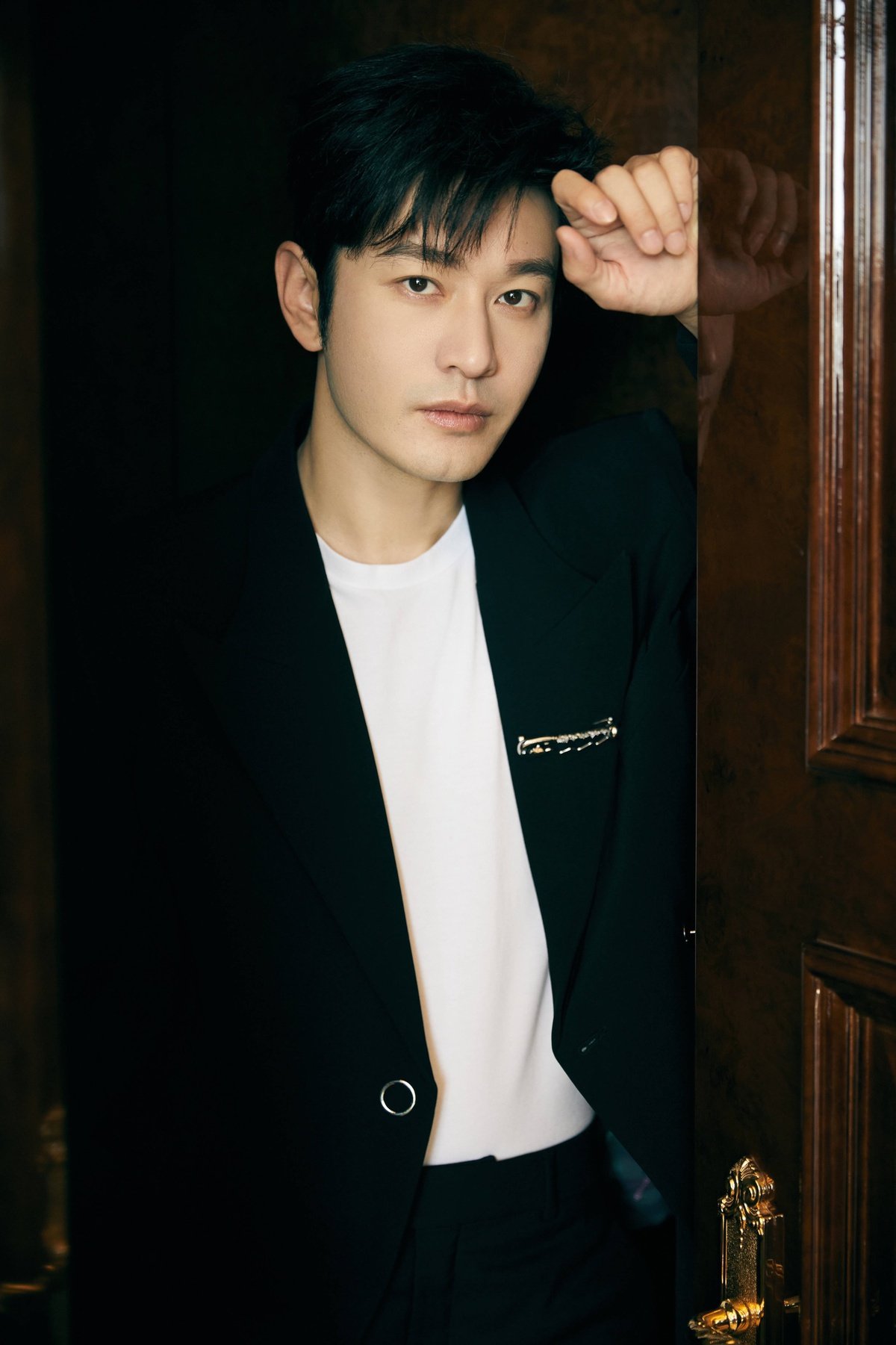 មិននឹកស្មានថា សម្រស់ Huang Xiaoming កាន់តែបែបនេះ - TrueID