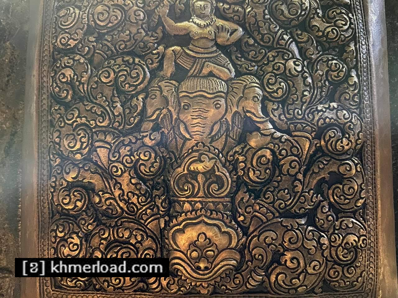 ស្នាដៃចម្លាក់របស់លោកពូ ជា យុទ្ធា