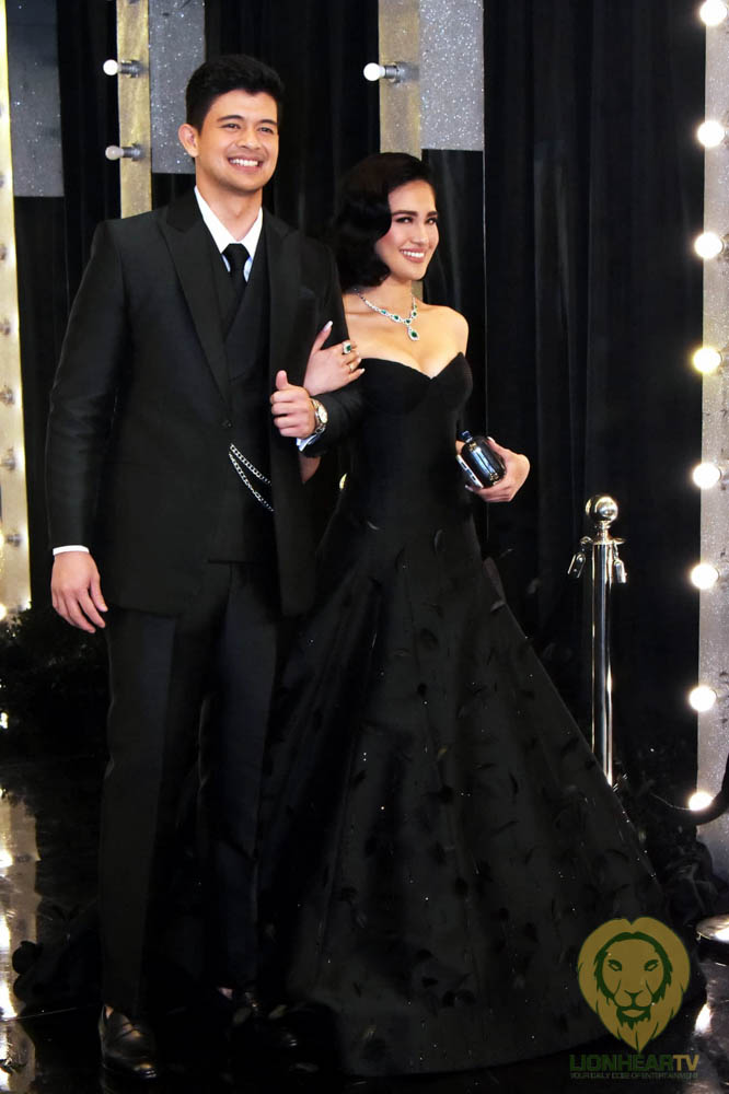 Rayver Cruz asks for permission from Julie San Jose’s parents before