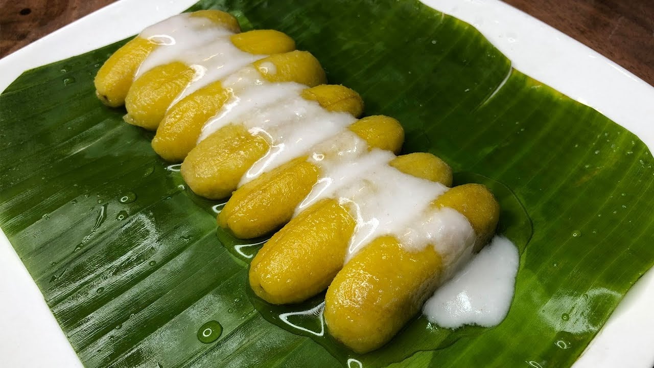 បង្អែមចេកពងមាន់ខ្ទិះដូង