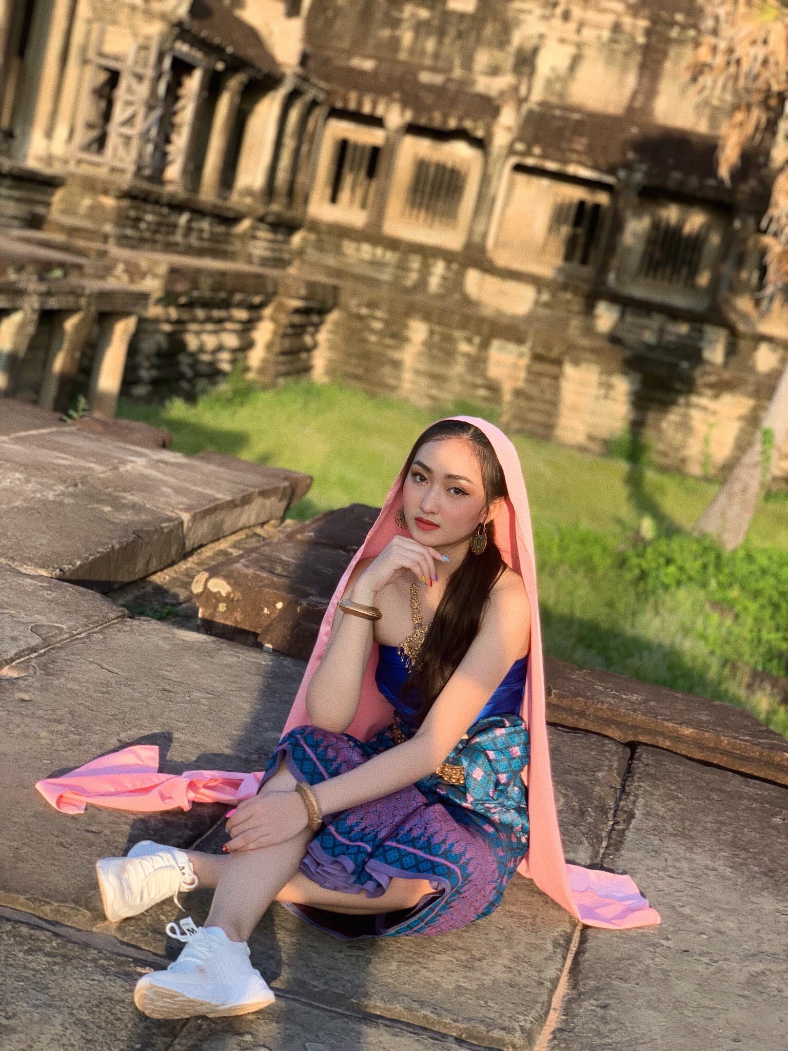 ពេជ្រ វត្តីសារ៉ាវុត្តី