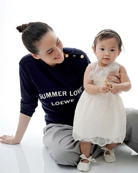 Janie&nbsp;និង កូនស្រី
