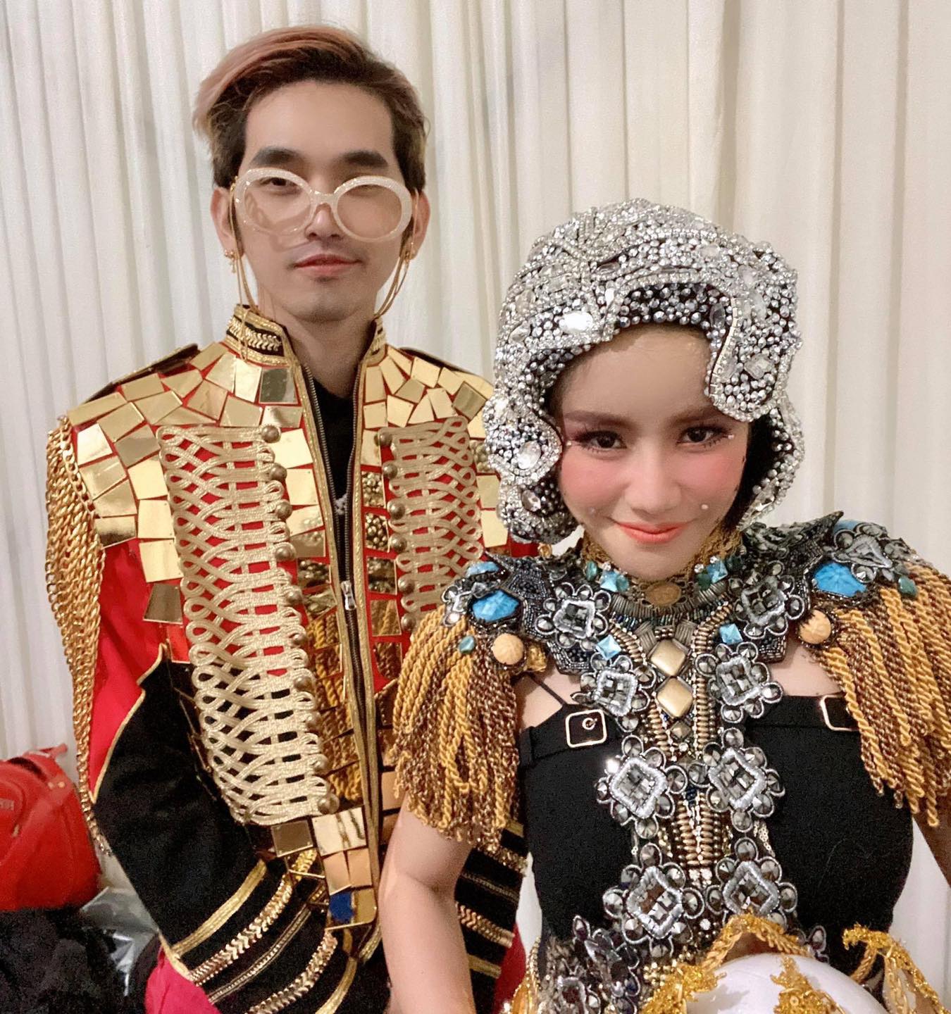ស្ទាយ៍តែង​ខ្លួន​ប្លែកៗ​របស់​ ទេព បូព្រឹក្ស