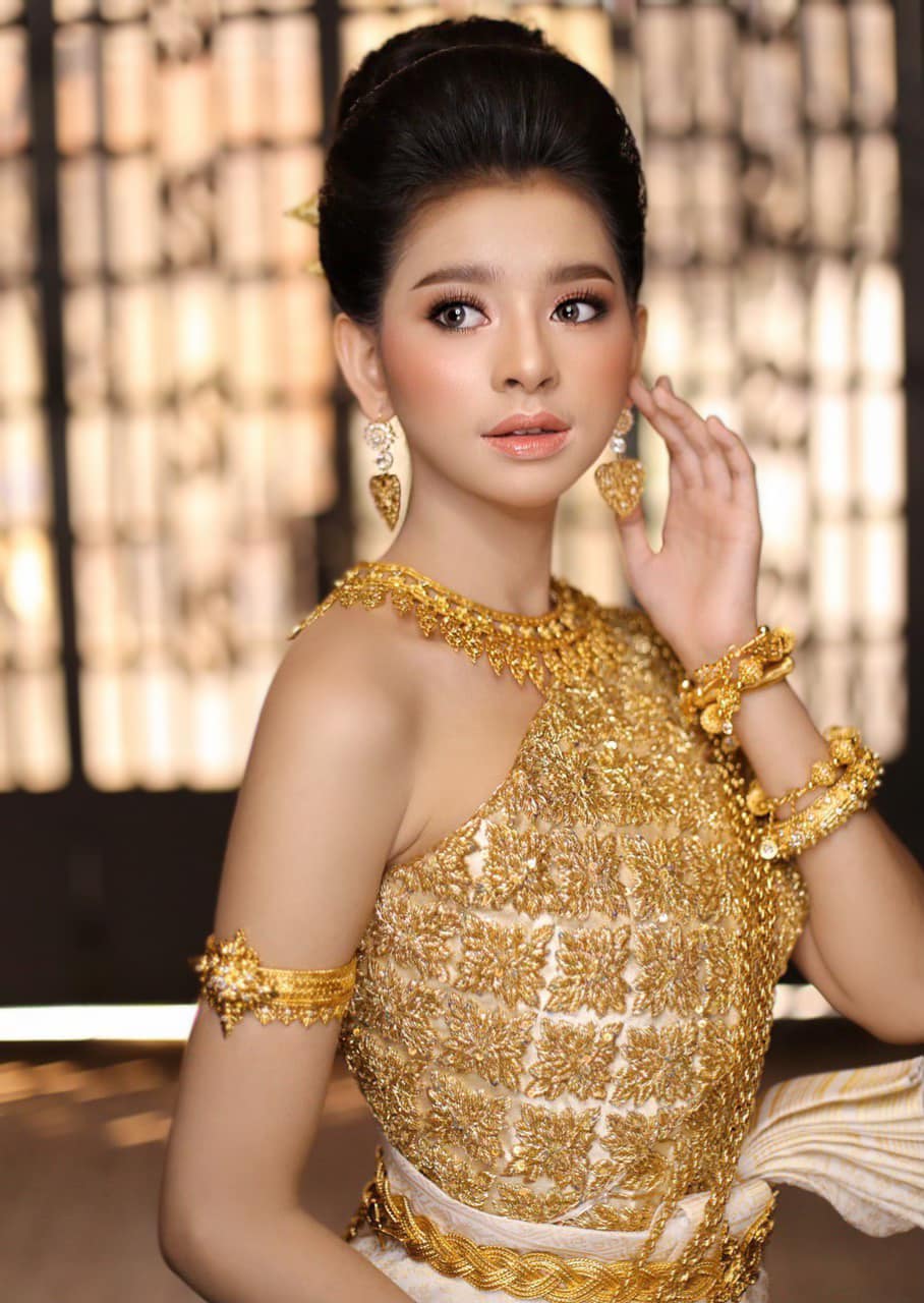 កញ្ញា ដេត ស្រីនាឌ