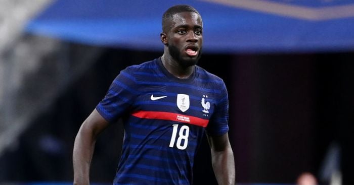 ខ្សែការពារ Dayot Upamecano កាលលេងនៅជម្រើសជាតិបារាំង