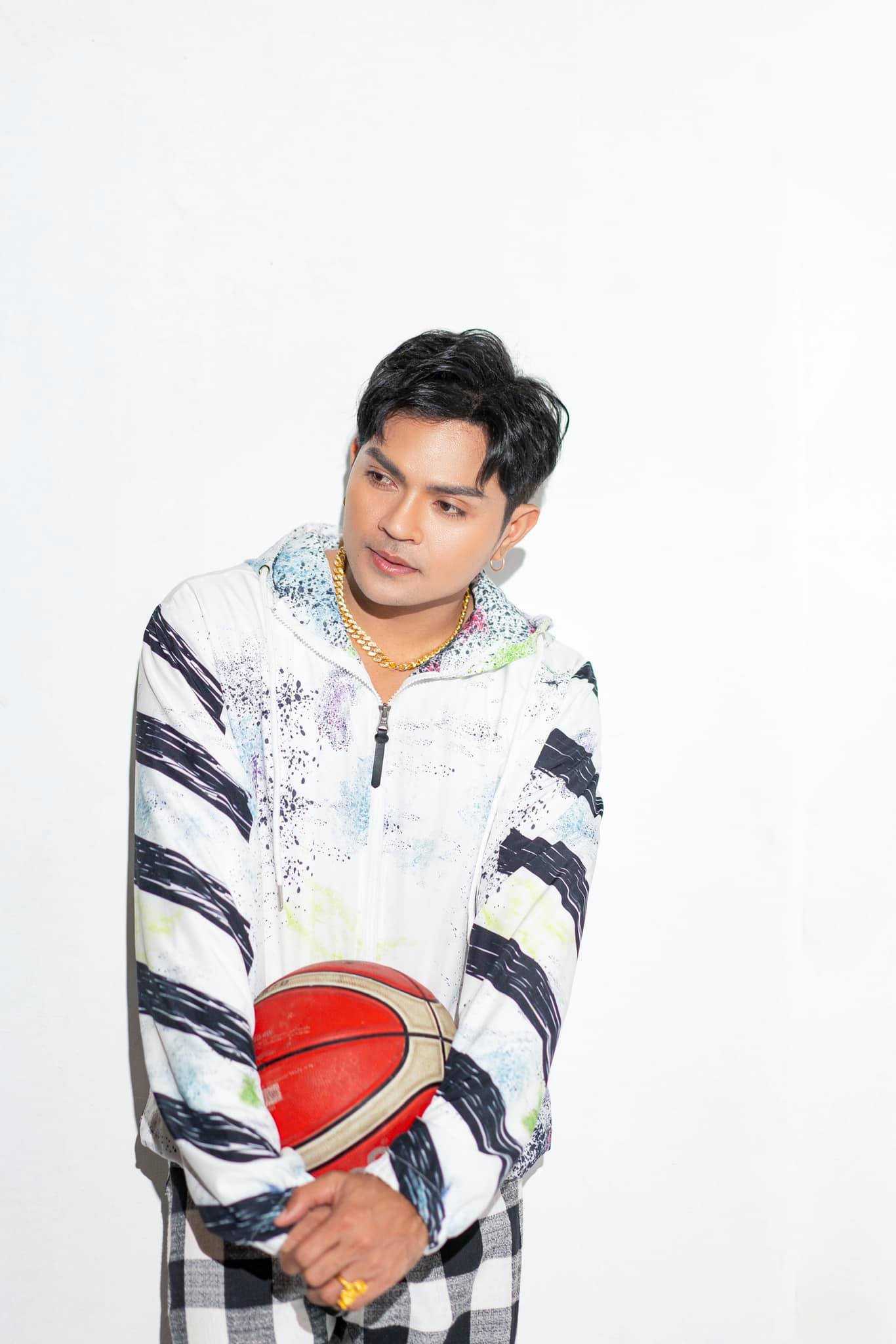 លោក ខេមរៈ សេរីមន្ត