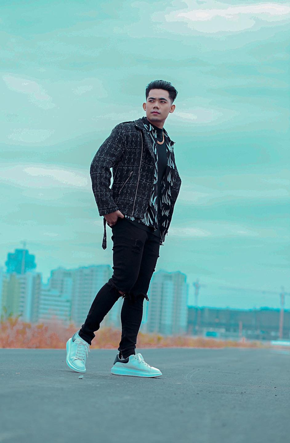 លោក នី រតនា