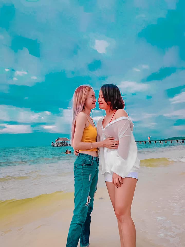 អេនីហ្សាម​ និងគូស្នេហ៍