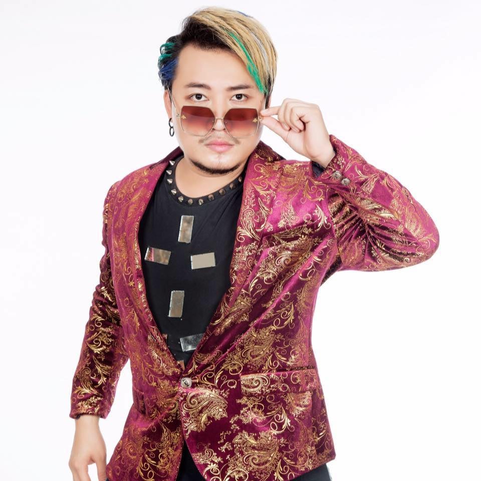 អ៊ីណូ