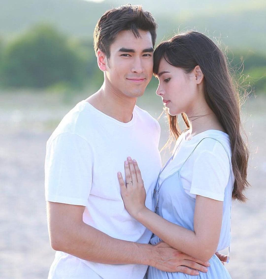 Nadech និងYaya