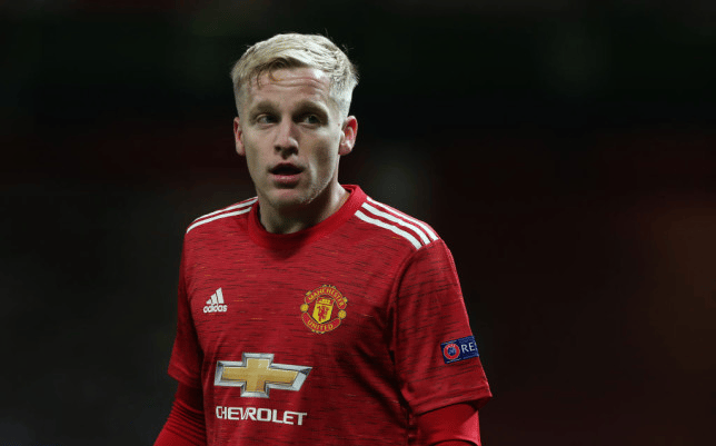 &nbsp; ខ្សែបម្រើ&nbsp;Donny Van De Beek