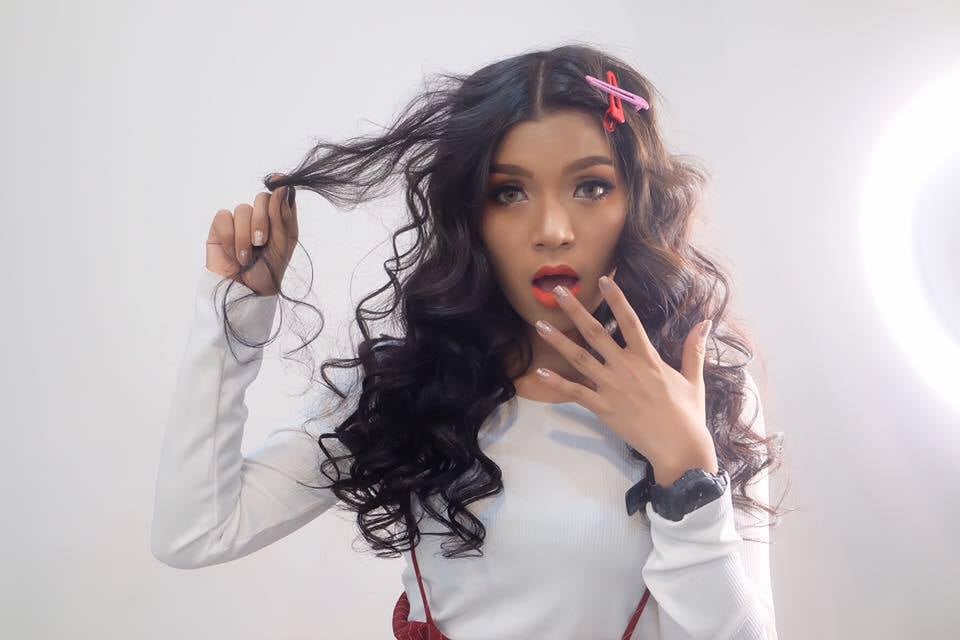 វី ឌីណែត