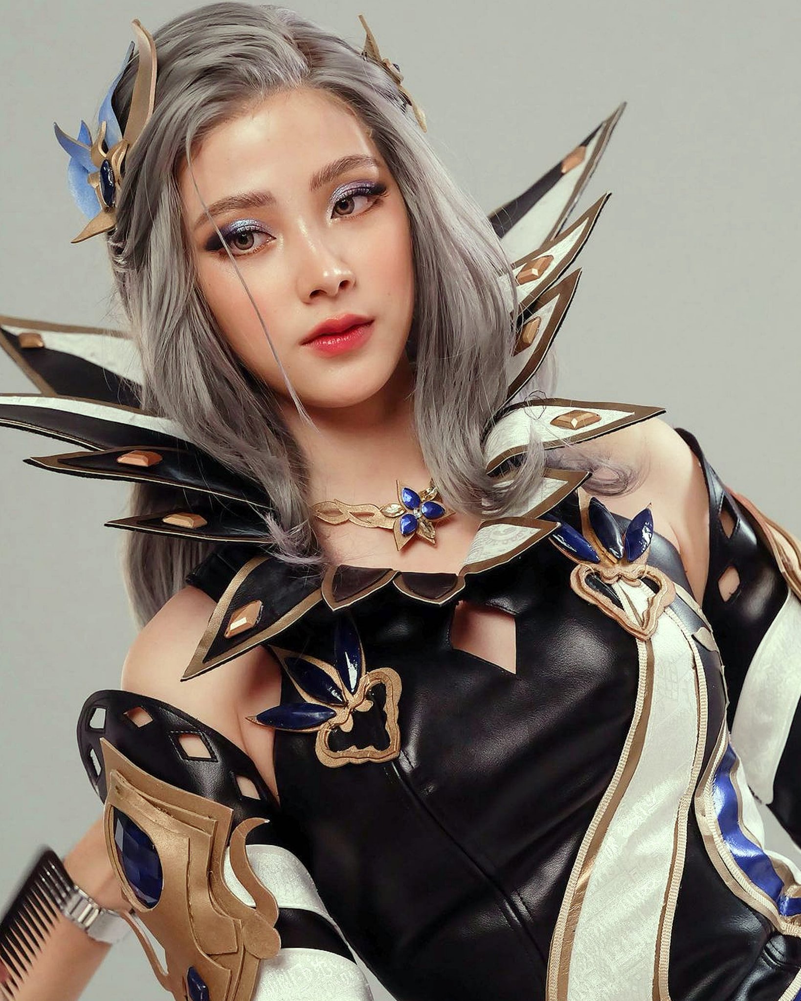 Baifern តែងខ្លួនជានារីក្នុងហ្គេម