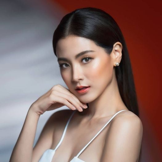 Baifern តែងខ្លួនបែបកាច