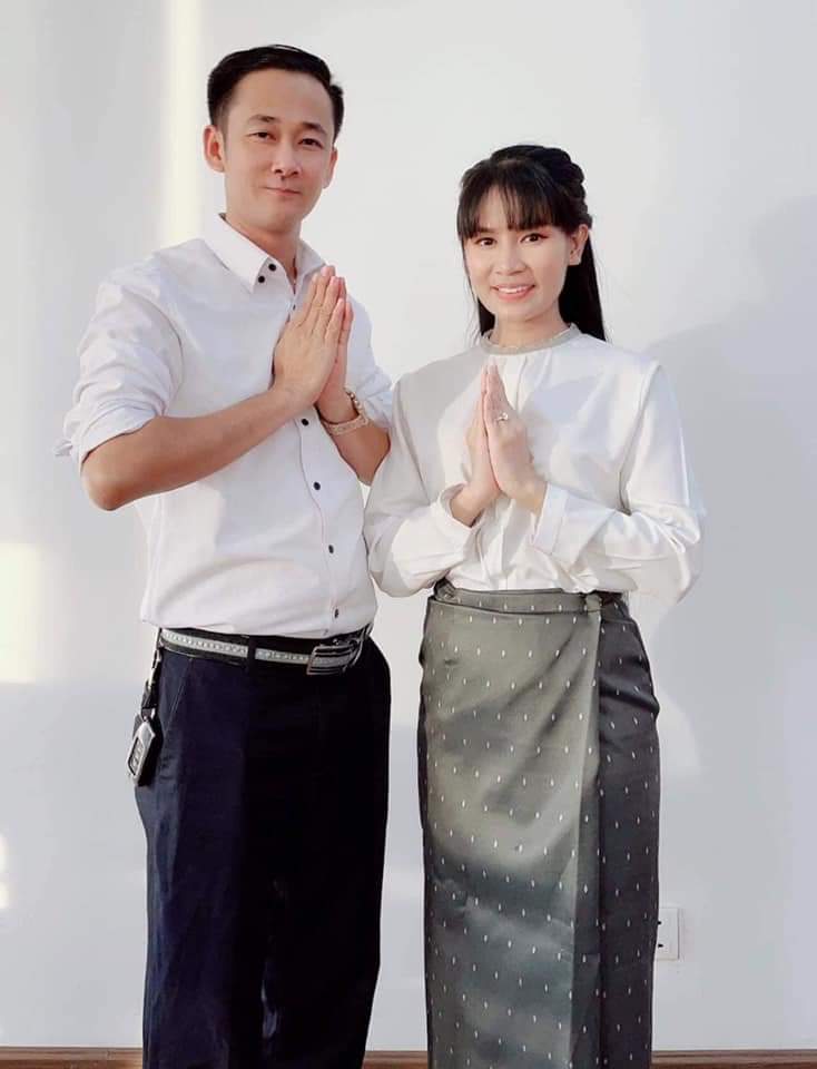 ស្រីអូន​សម្រស់​ធម្មជាតិ​ និងស្វាមី