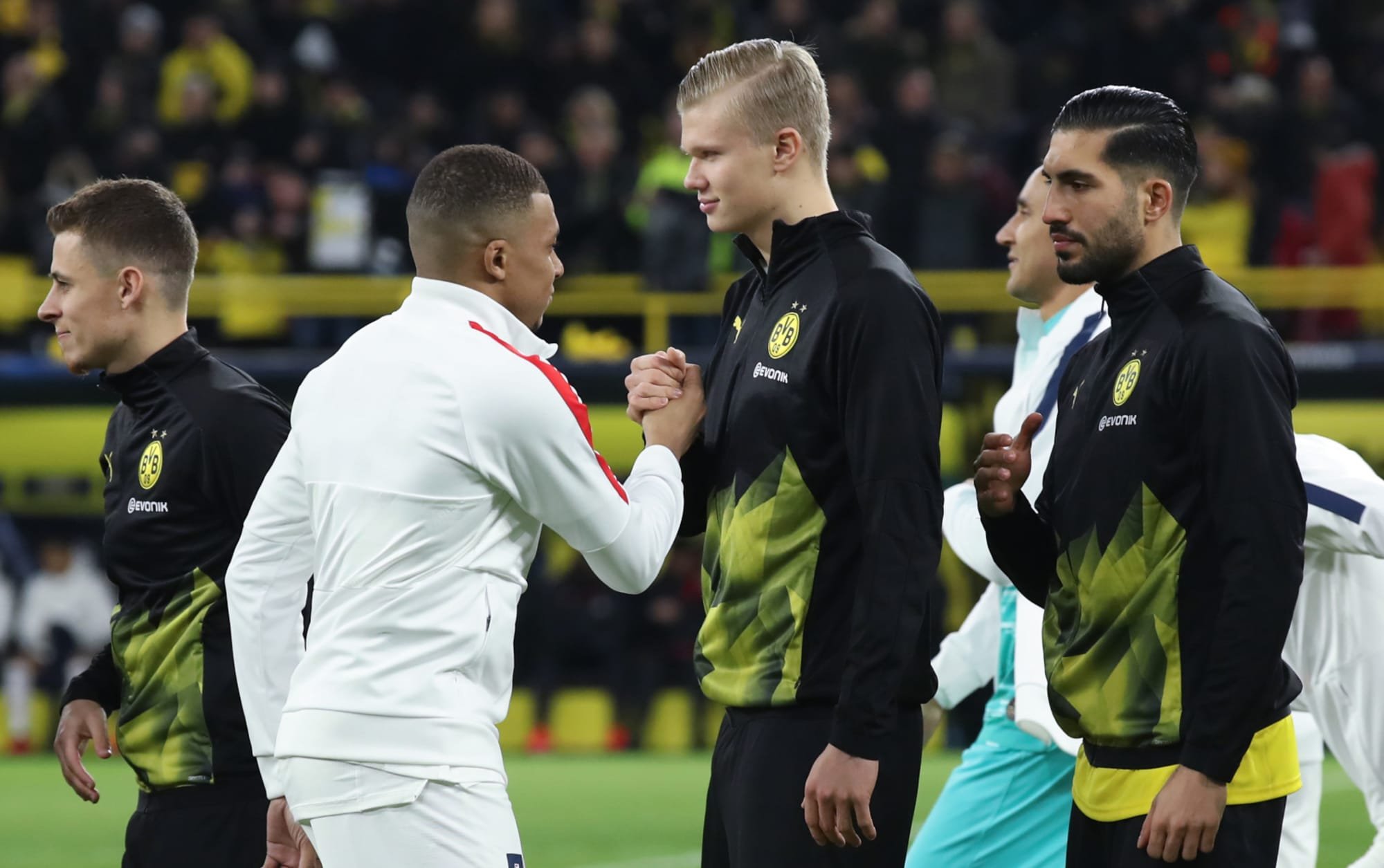 កីឡាករ Kylian Mbappe និង Erling Haaland