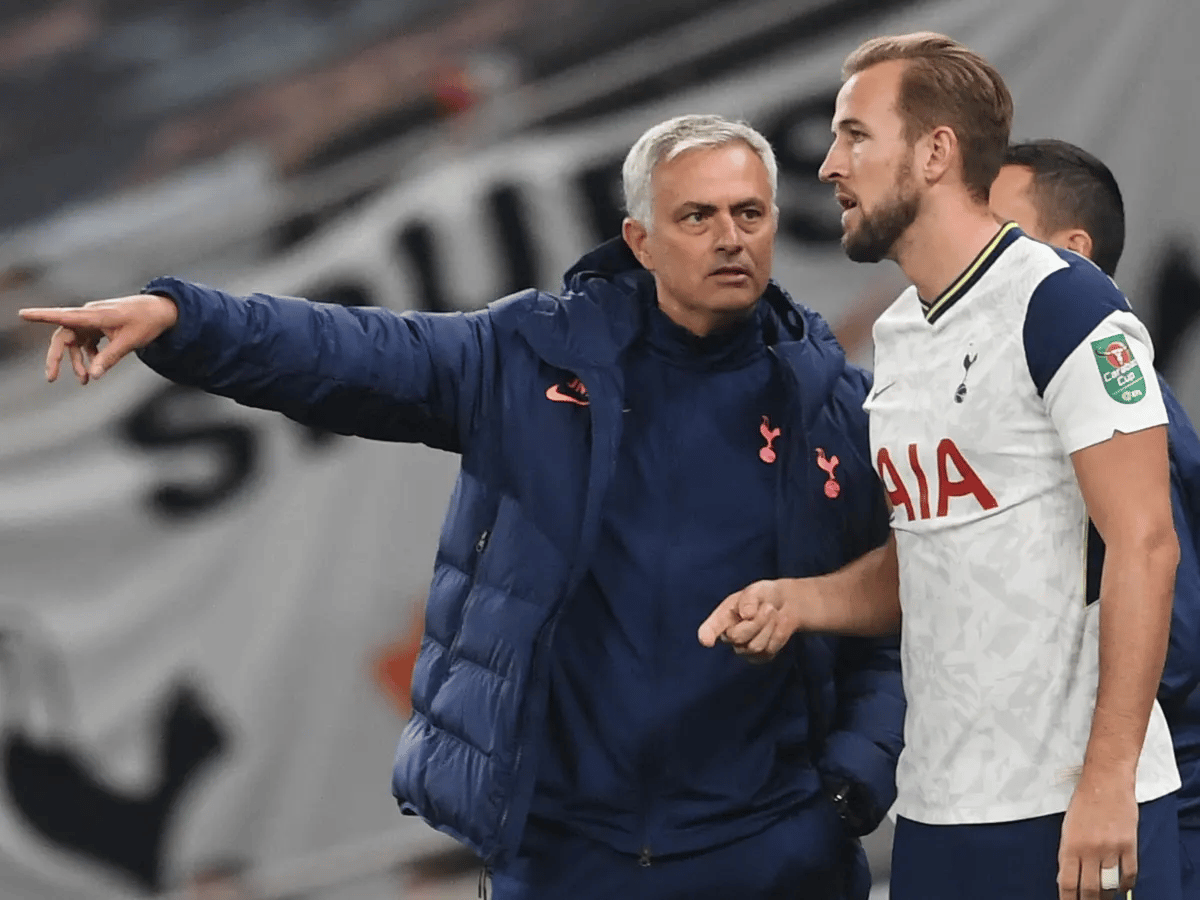 លោក Jose Mourinho និង Harry Kane