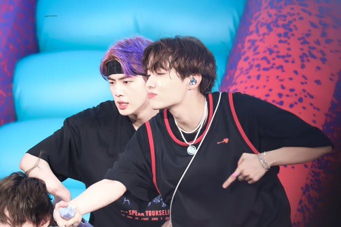 J-Hope និង Jin