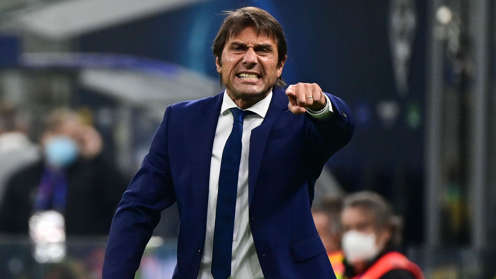 លោក Antonio Conte