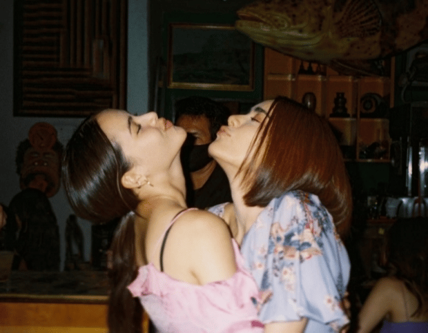 Kimberly និង​yaya