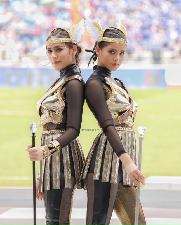 Kimberly និង​yaya