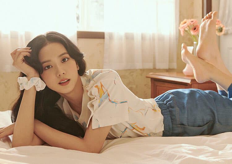 Jisoo ស្ថិតក្នុងការតុបតែងខ្លួនថ្មីប្លែក