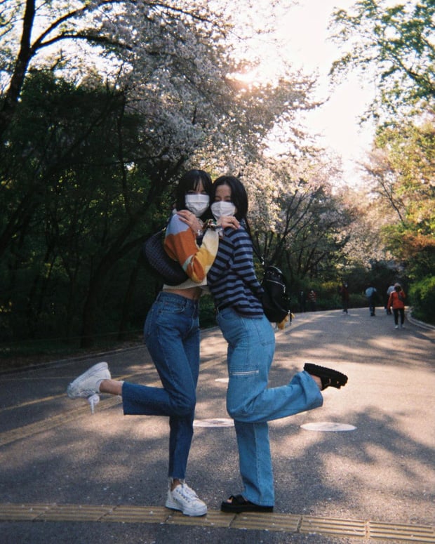 Lisa និង Jisoo