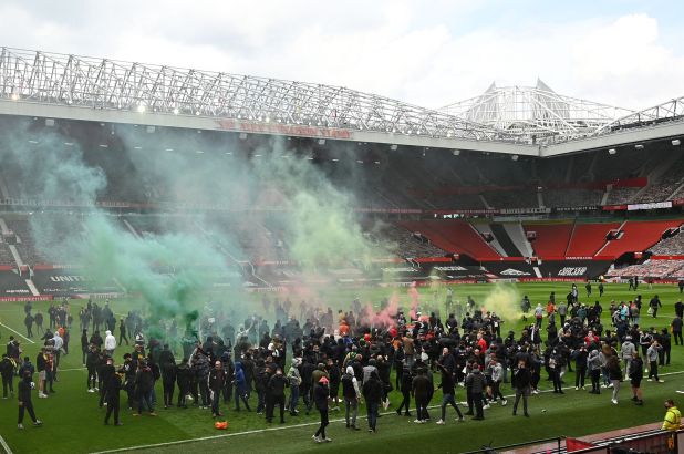 ការតវ៉ារបស់អ្នកគាំទ្រ Man UTD