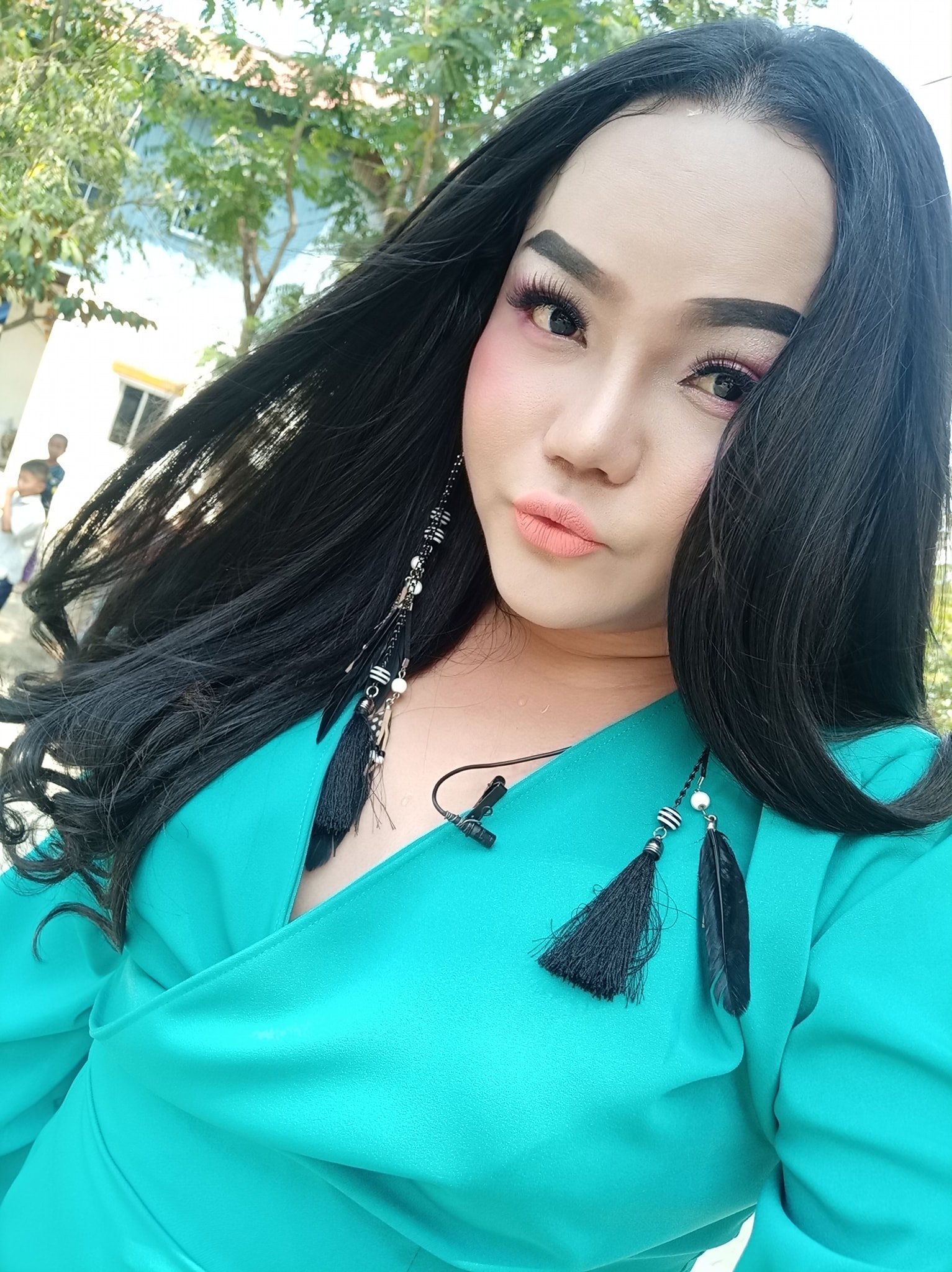 កញ្ញា យេយេ