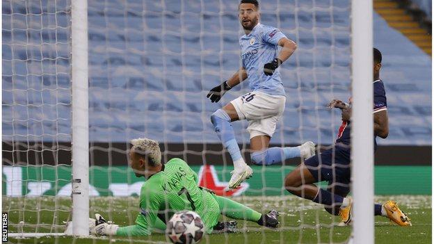 ការប្រកួតជើងទី2 រវាងក្រុម Man City និង Paris Saint German(2-0)