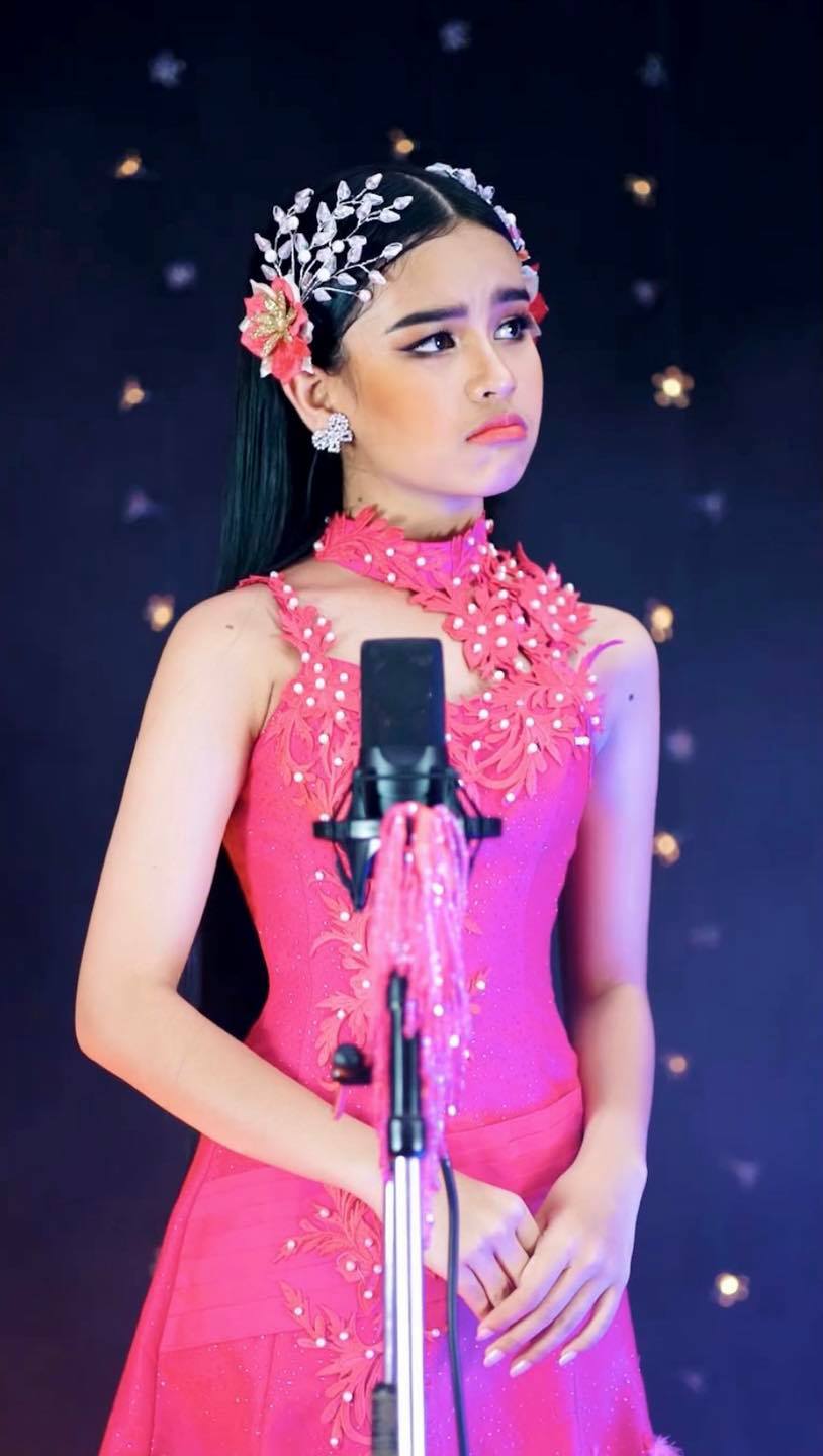 សកម្មភាពល្អហួស កំពុងតែបកស្រាយបទ«ភូឆាយណៃហ្វាន់»