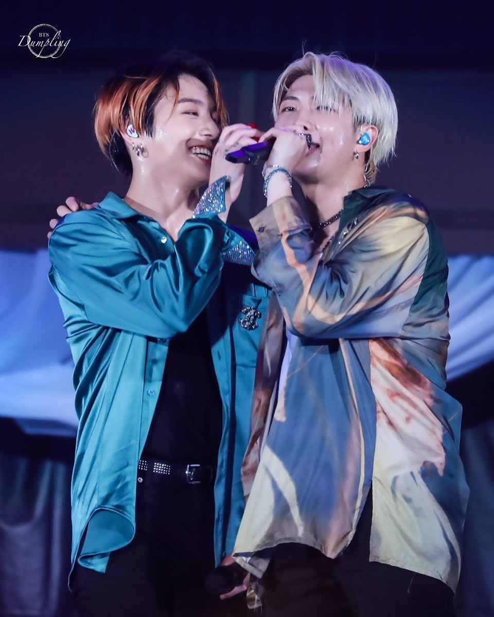&nbsp;Jungkook និង RM