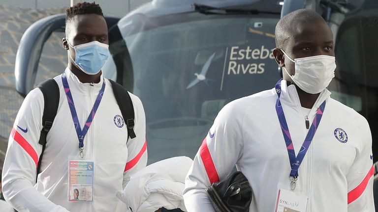 កីឡាករ​&nbsp;Edouard Mendy និង N'Golo Kante