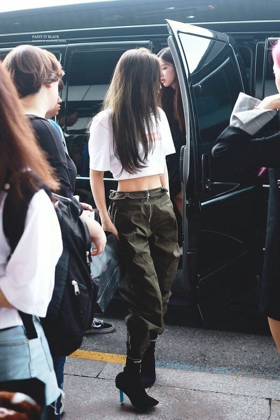 &nbsp;Jennie
