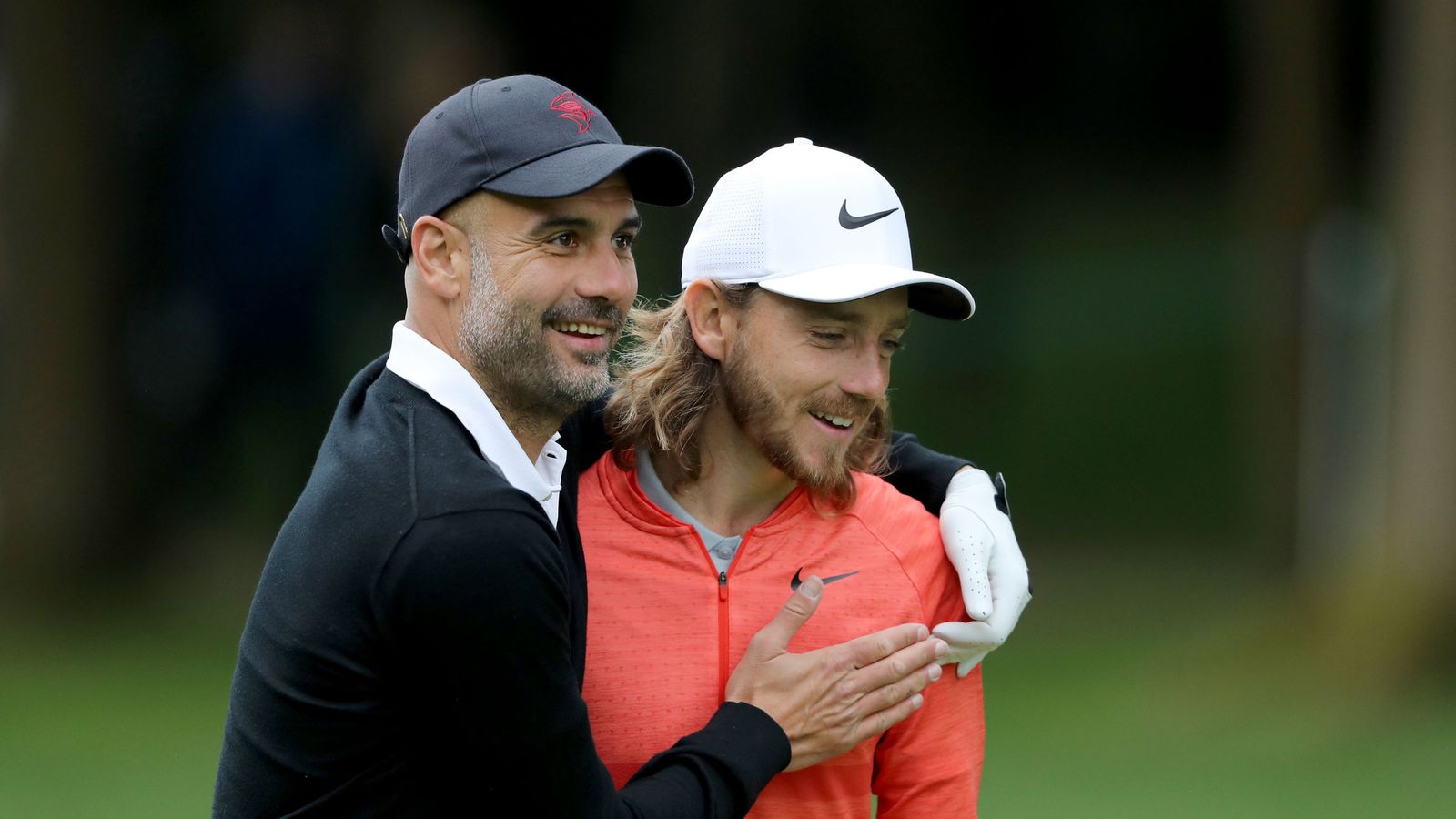 លោក&nbsp;Pep Guardiola និងលោក&nbsp;Tommy Fleetwood