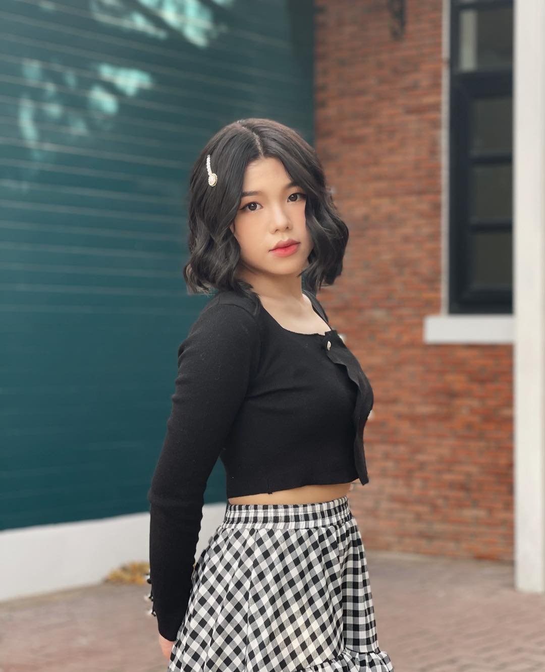 ស្រីនា(ឥលូវ)