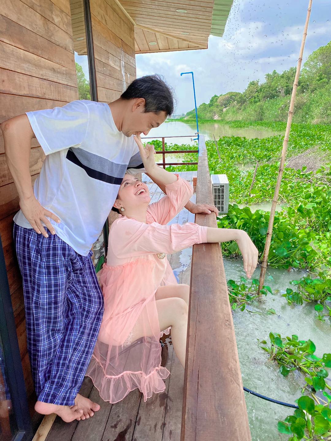 តូតា និង ស្វាមី