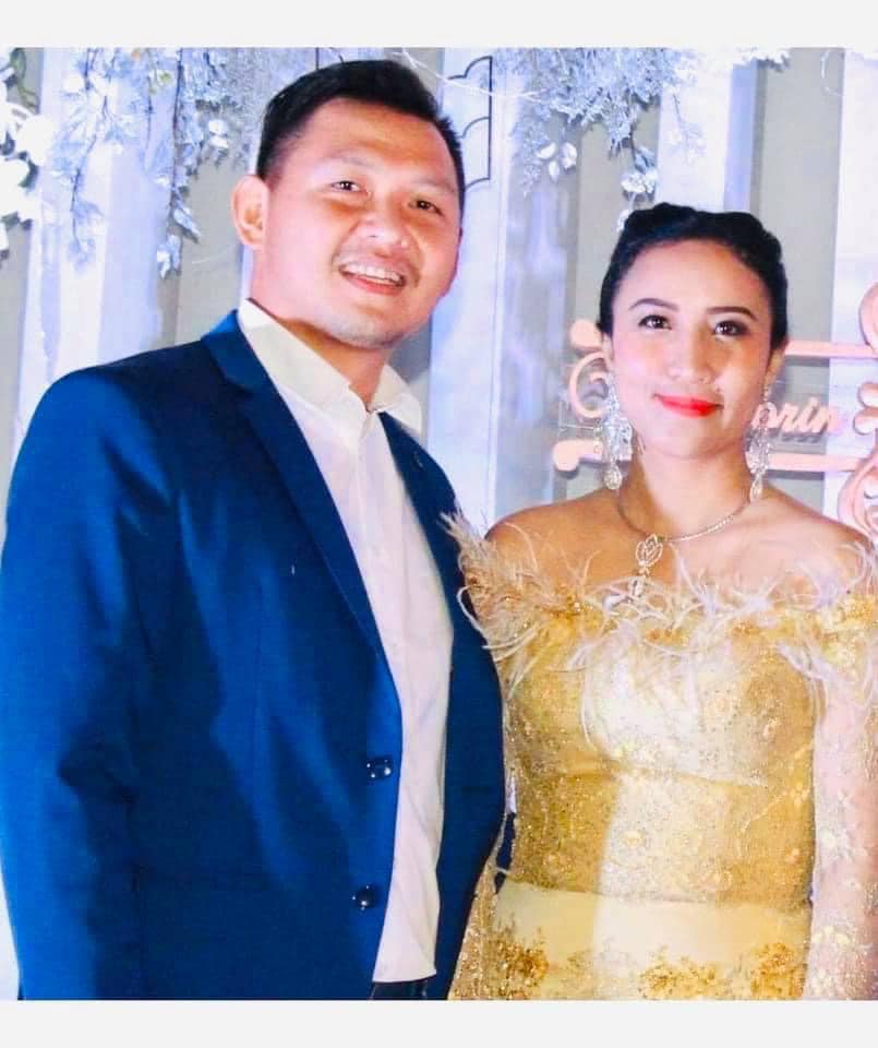 លោកជំទាវឧកញ៉ា នឹម វណ្ណៈ និង​ស្វាមី