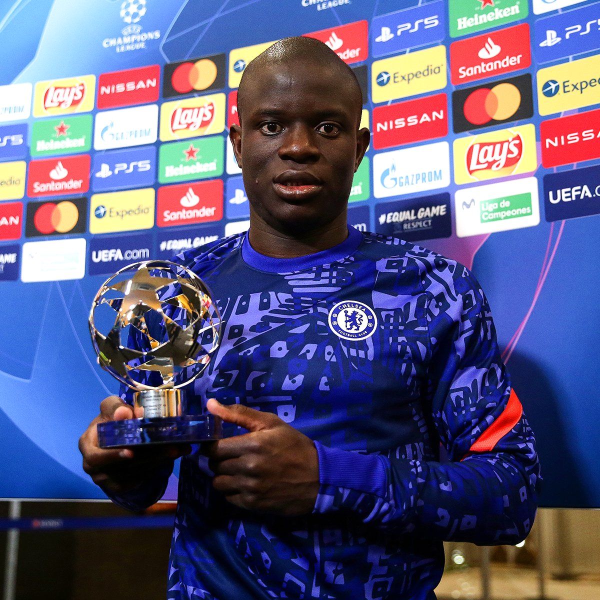 ខ្សែបម្រើ&nbsp;N'Golo Kante