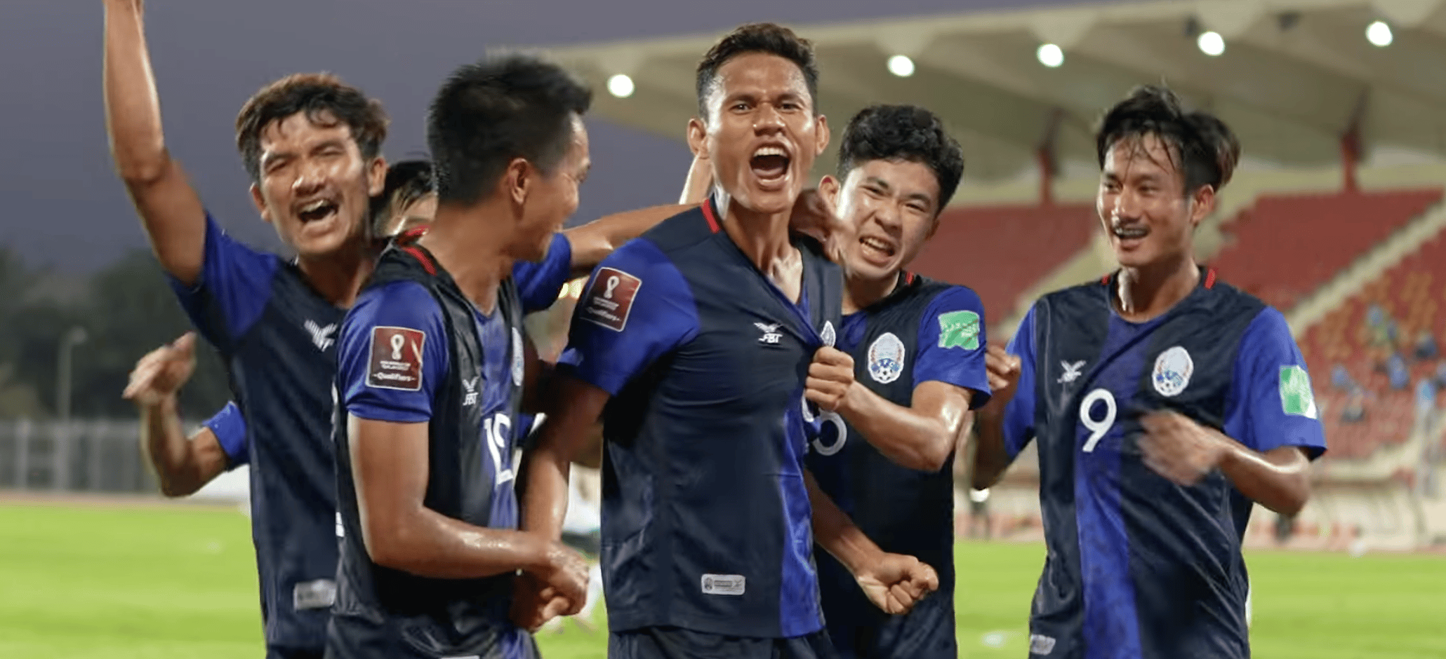 កីឡាករសឿយ វិសាល&nbsp;និងមិត្តរួមក្រុម