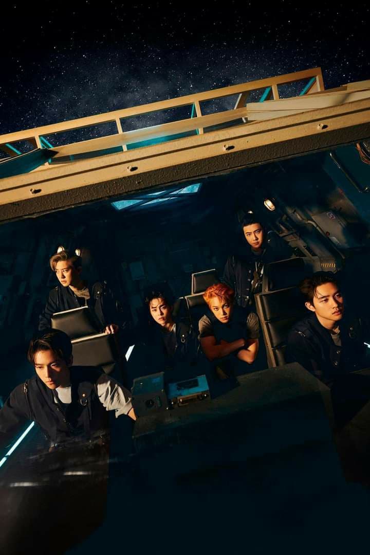 EXO