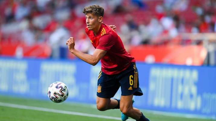 កីឡាករ Diego Llorente