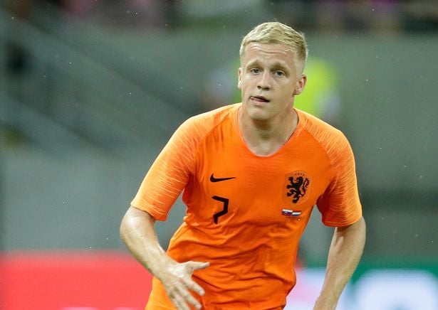 កីឡាករសញ្ជាតិហូឡង់ Donny Van De Beek