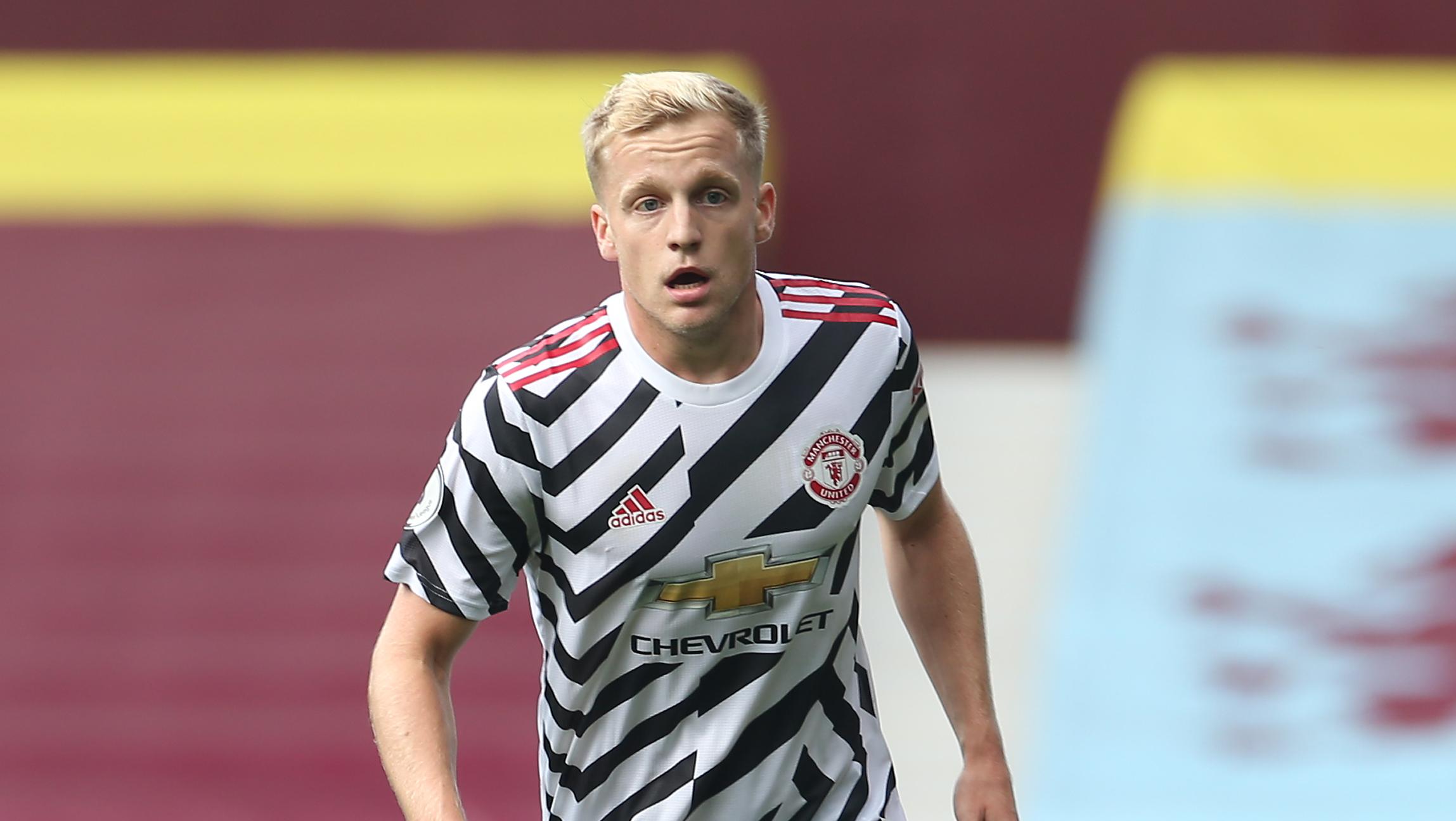 កីឡាករសញ្ជាតិហូឡង់ Donny Van De Beek