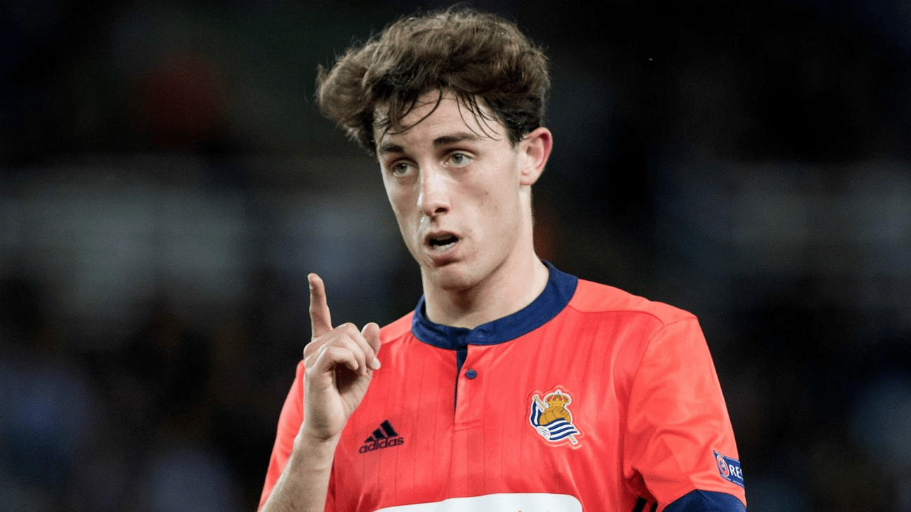 &nbsp; ខ្សែការពារ&nbsp;Álvaro Odriozola&nbsp;លេងនៅក្លិប&nbsp;Real Sociedad&nbsp;