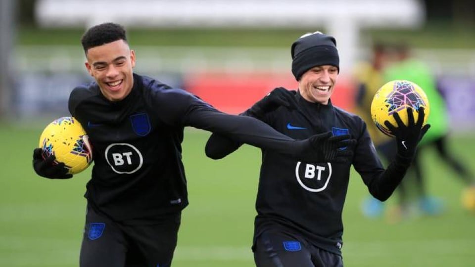 &nbsp; កីឡាករ&nbsp;Phil Foden និង Mason Greenwood