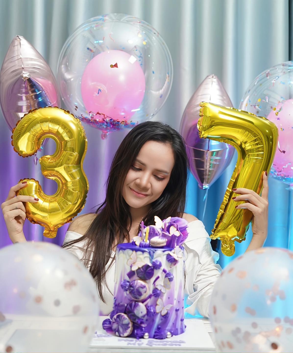 អ្នកនាង ពេជ្រ សោភា