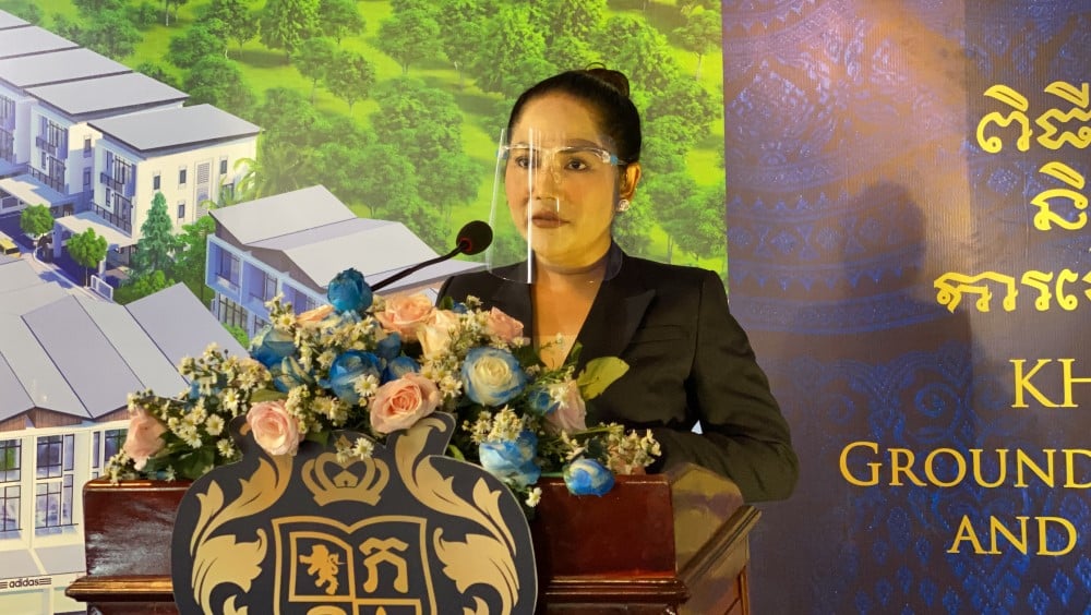 លោកស្រី ឃួន លក្ខិណា&nbsp;អគ្គនាយិការង ក្រុមហ៊ុន Monarchy land &amp; Investment